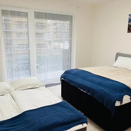 Sunrise Harbor Iii Modern Smart 3-br With Balcony *