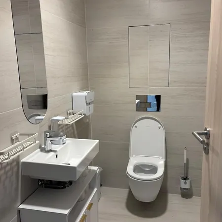 Sunrise Harbor Iii Modern Smart 3-br With Balcony * Prag