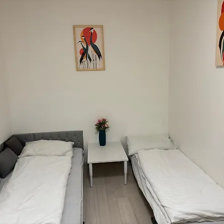 Sunrise Harbor Iii Modern Smart 3-br With Balcony Prague