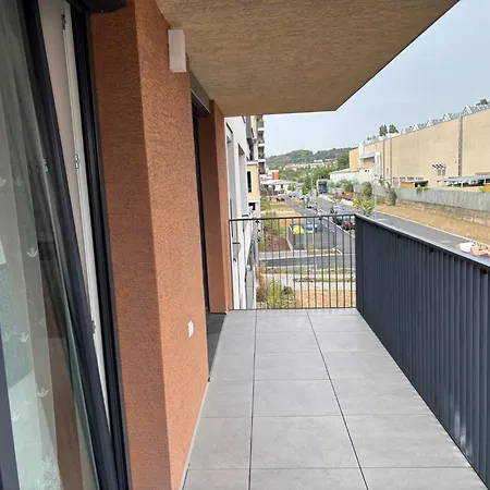 Sunrise Harbor Iii Modern Smart 3-br With Balcony Prague